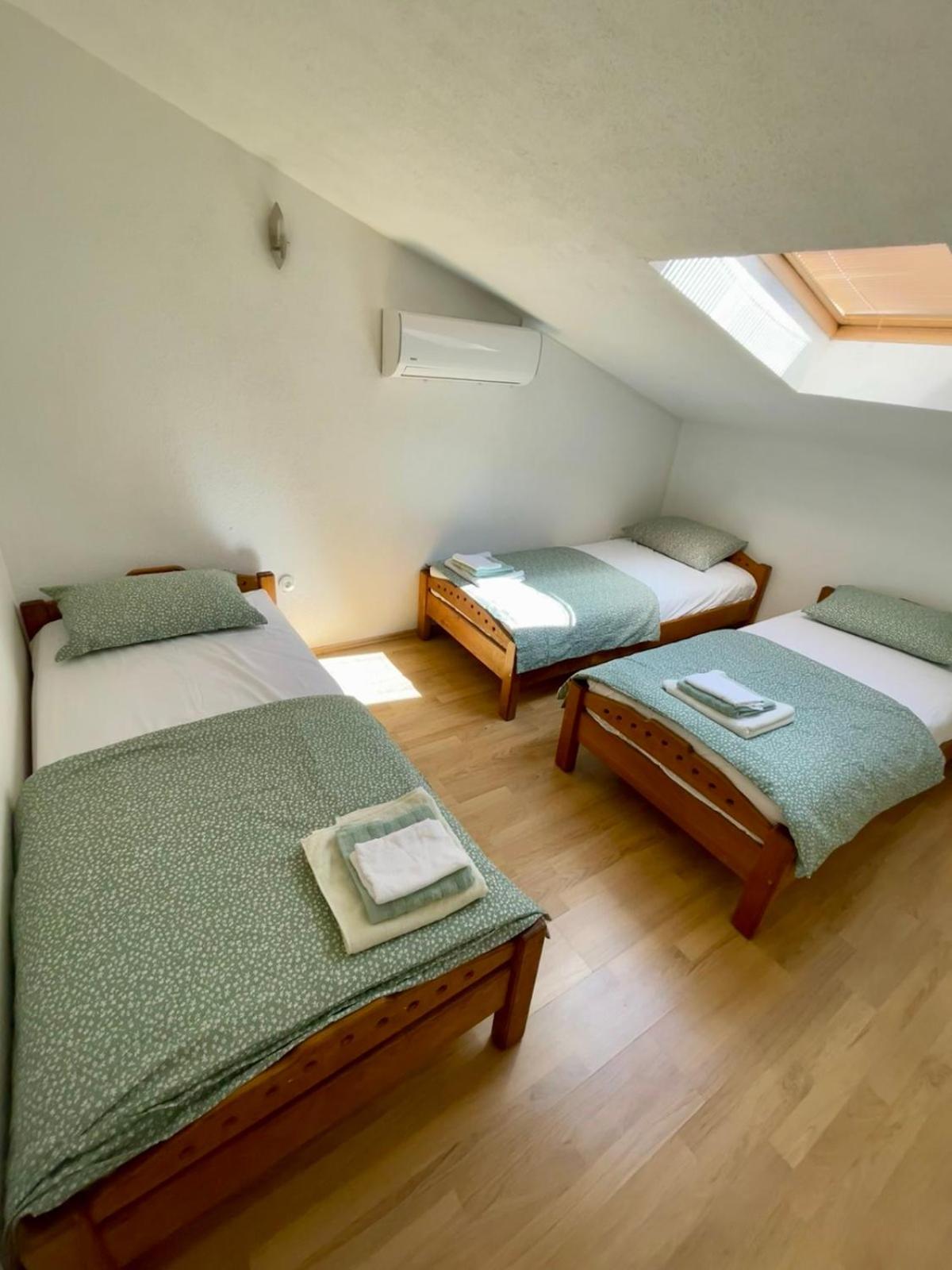 Sarajevo Cozy Attic Leilighet Eksteriør bilde